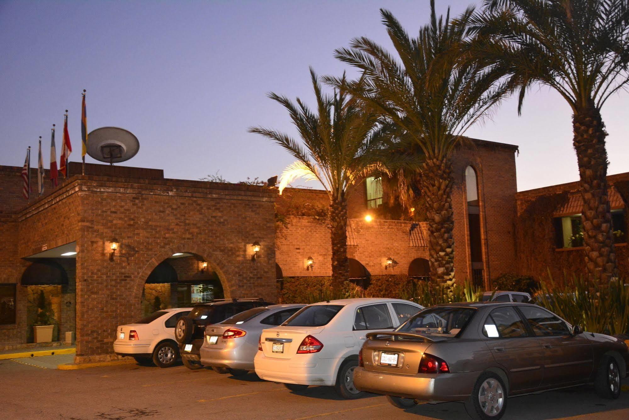波萨达德尔里奥贝斯特韦斯特酒店 Gomez Palacio 外观 照片