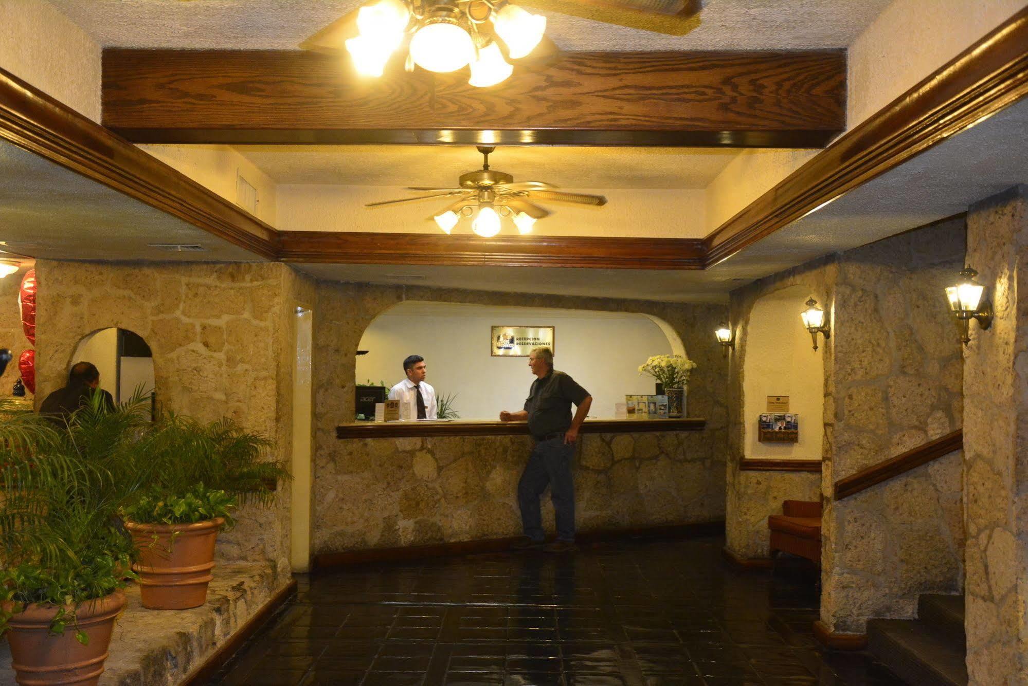 波萨达德尔里奥贝斯特韦斯特酒店 Gomez Palacio 外观 照片